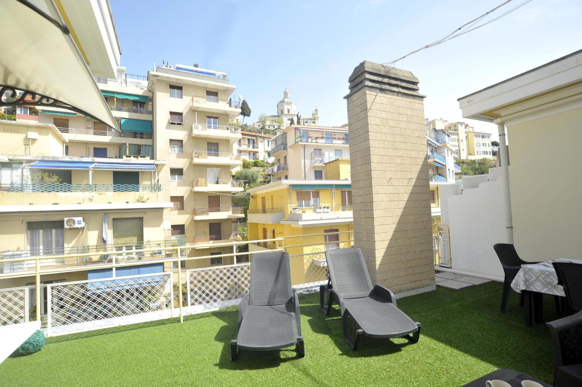 Casa Rosa Lucia Centrale Con Parcheggio Sanremo Exterior foto